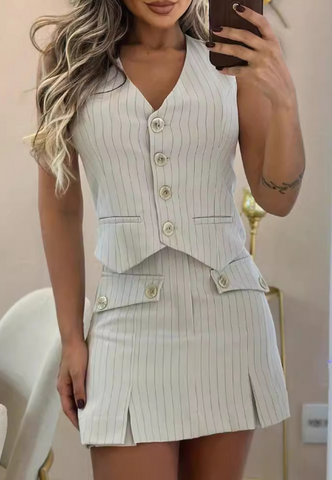 Elegant Women'S Beige Striped Sleeveless Two Piece Set