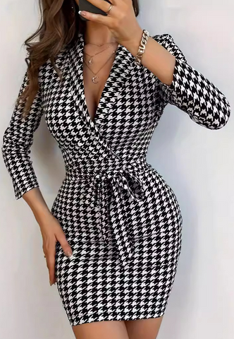 Casual And Elegant Temperament V-Neck Houndstooth Long Sleeved Dress