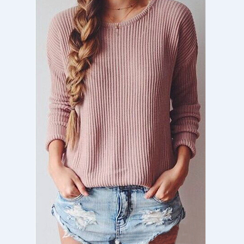 Loose long sleeved round neck knit sweater