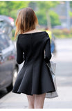 Slim long-sleeved black dress